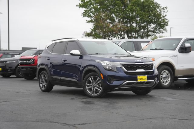 Used 2023 Kia Seltos S w/ Navigation Package video 2