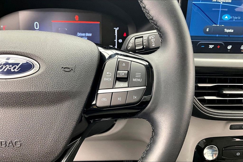 Certified 2024 Ford Escape SE FWD image 19
