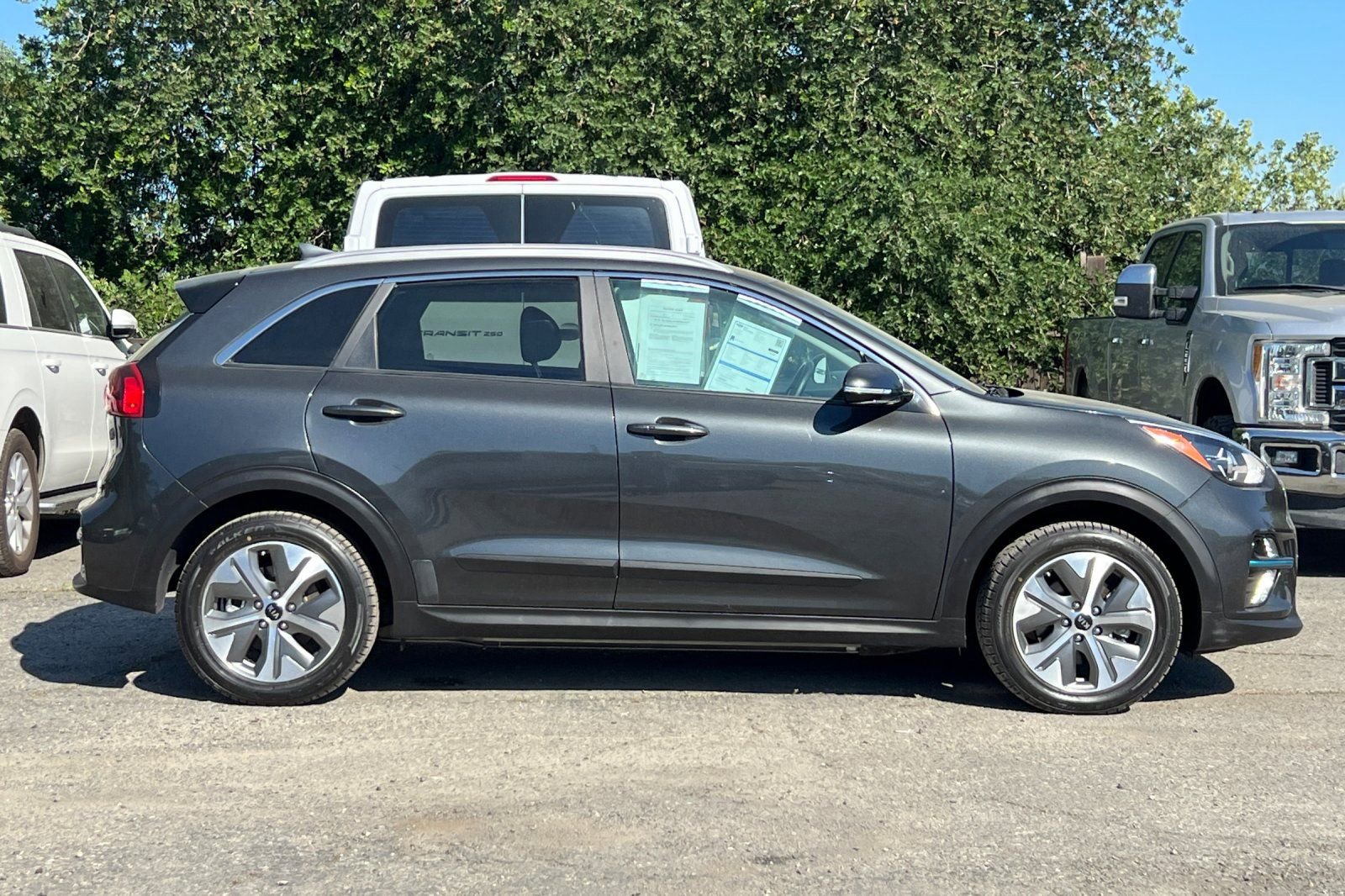 Used 2021 Kia Niro EX image 6