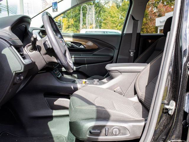 Used 2021 GMC Terrain SLE w/ Driver Convenience Package image 17