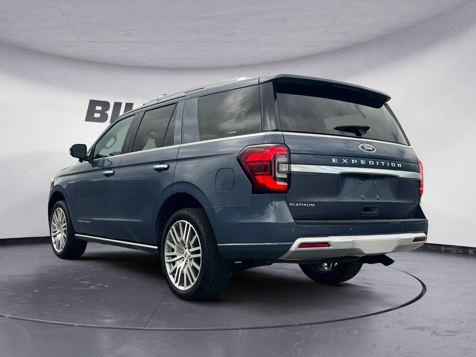 Certified 2023 Ford Expedition Platinum AWD/4WD image 3