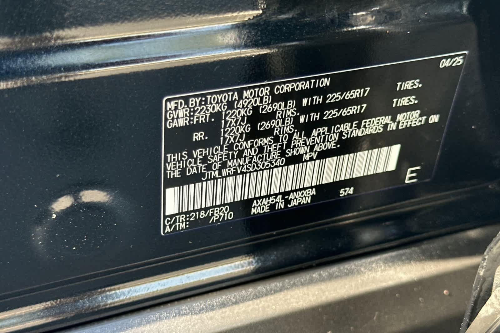Used 2025 Toyota RAV4 LE AWD/4WD image 28