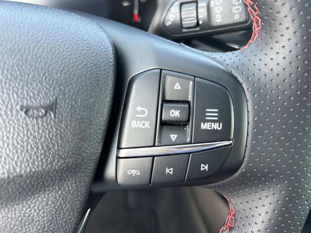 Certified 2025 Ford Escape ST-Line AWD/4WD image 30
