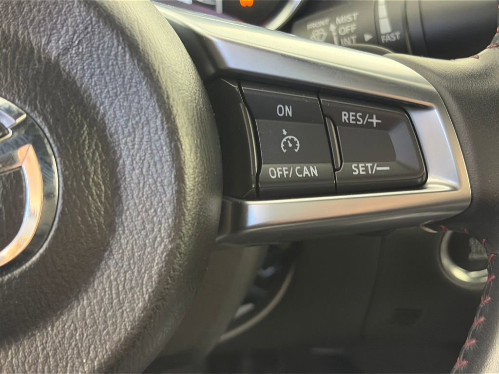 Used 2018 MAZDA MX-5 Miata Club image 24