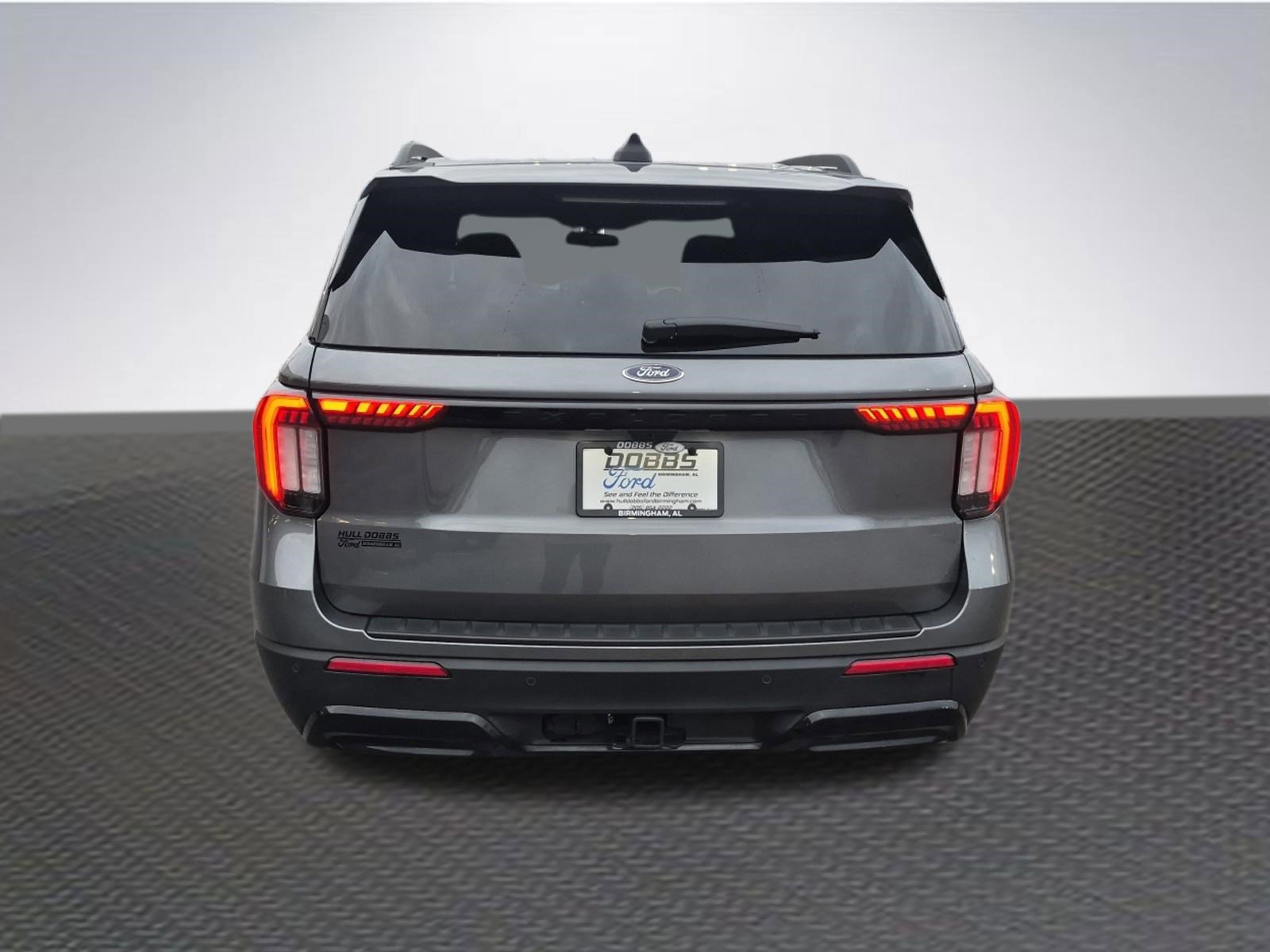 Certified 2025 Ford Explorer ST-Line image 6