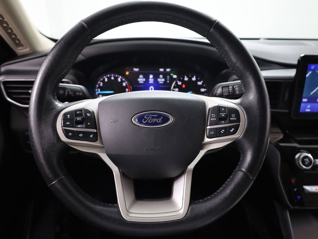 Certified 2021 Ford Explorer Limited w/ Equipment Group 301A AWD/4WD image 13