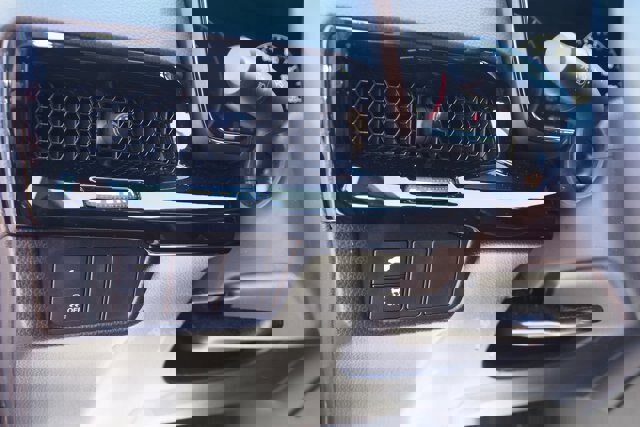 Used 2025 Honda CR-V EX-L image 20