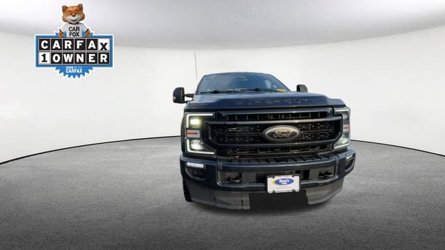 Certified 2022 Ford F250 Lariat w/ Black Appearance Package AWD/4WD image 3