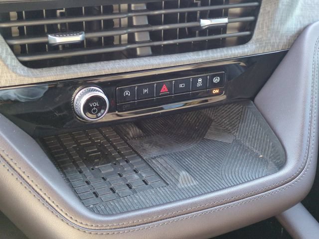 Certified 2025 Ford Explorer Platinum w/ Ultimate Package AWD/4WD image 25