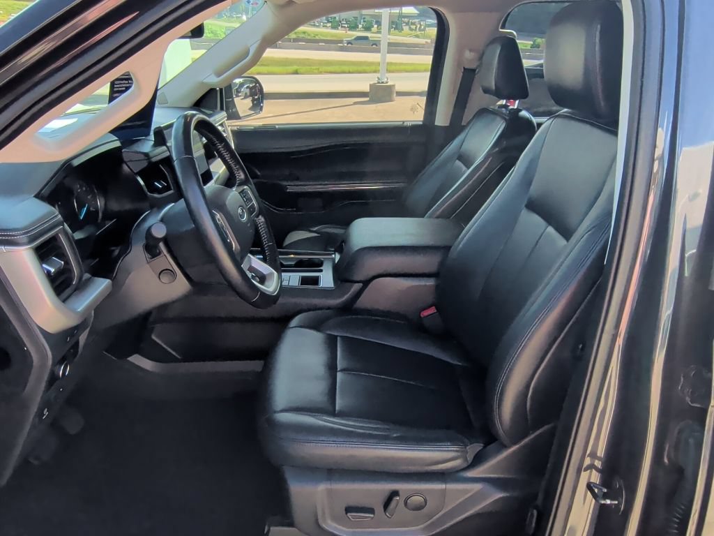 Certified 2023 Ford Expedition Max XLT RWD image 9