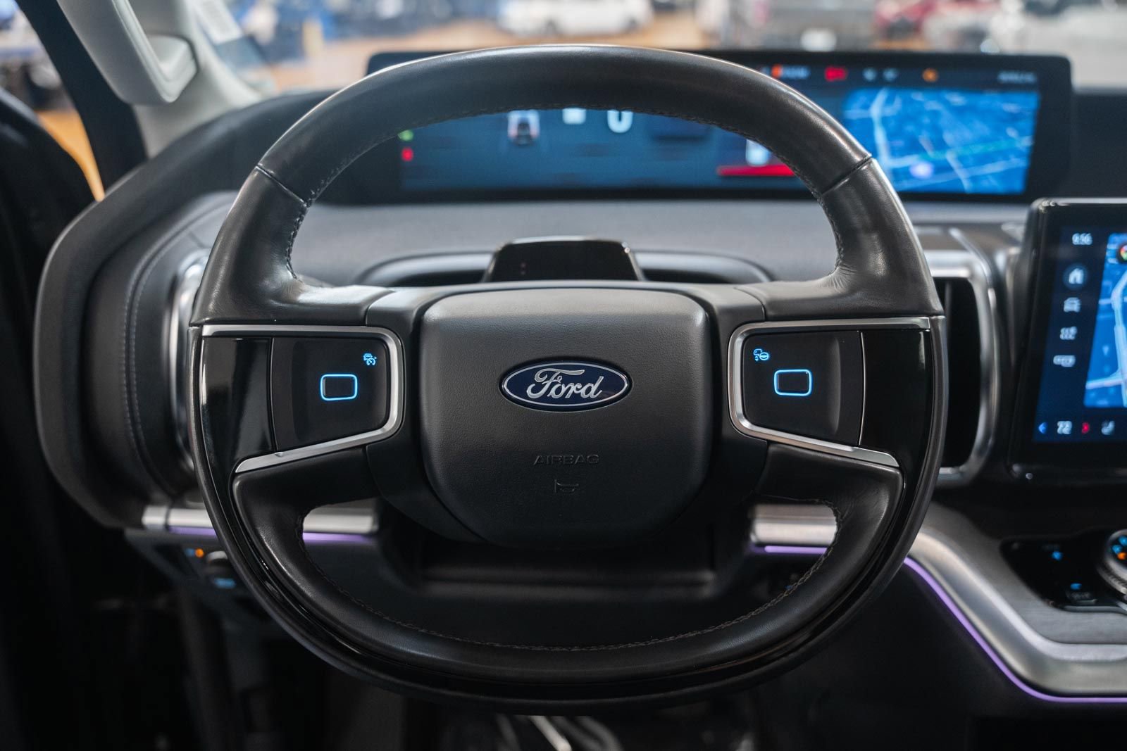 Certified 2025 Ford Expedition Max Platinum image 41