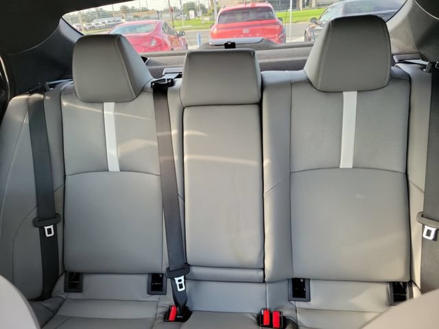 Used 2025 Toyota Camry SE w/ Convenience Package FWD image 19