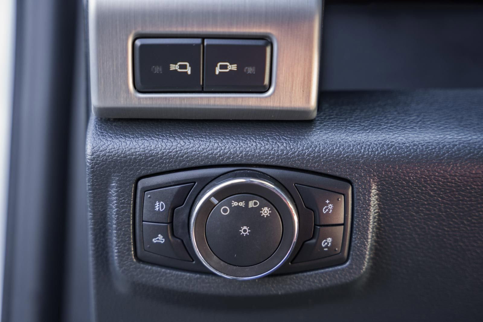 Certified 2022 Ford F450 Platinum w/ FX4 Off-Road Package image 51