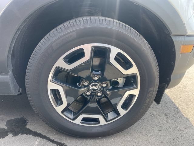 Certified 2022 Ford Bronco Sport Outer Banks w/ Tech Package AWD/4WD image 13