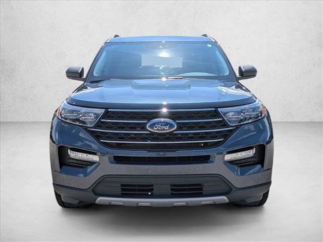 Certified 2023 Ford Explorer XLT w/ Equipment Group 202A AWD/4WD image 3