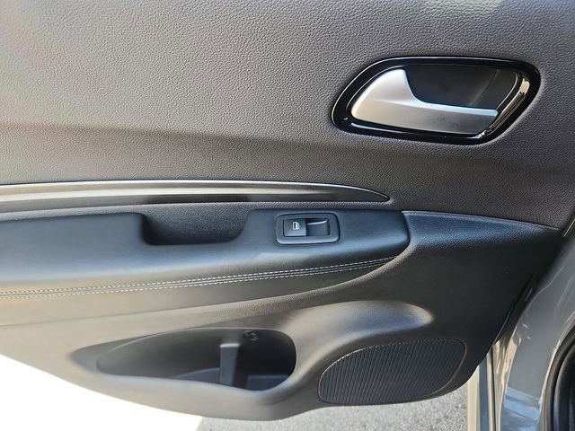 Used 2023 Dodge Durango SXT w/ SXT Blacktop Group AWD/4WD image 27