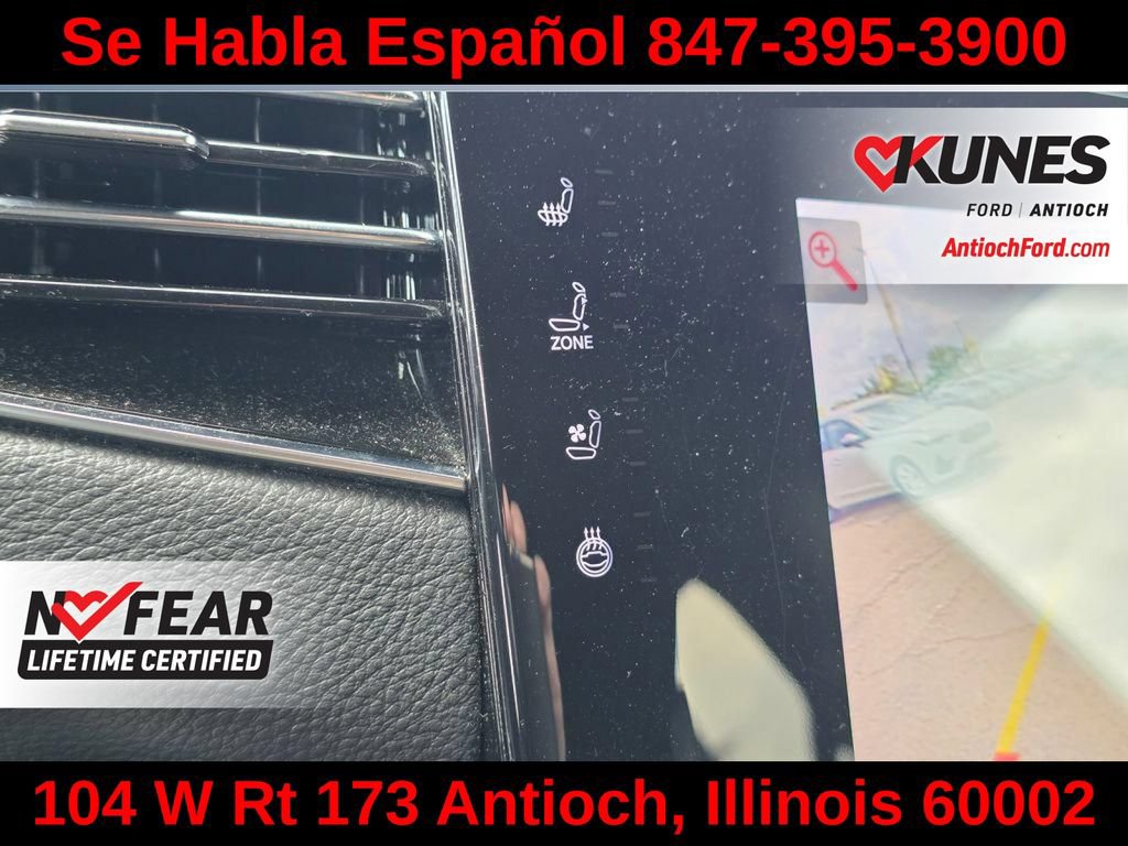 Used 2024 Jeep Wagoneer L Series II w/ Flexible Seating Group AWD/4WD image 56