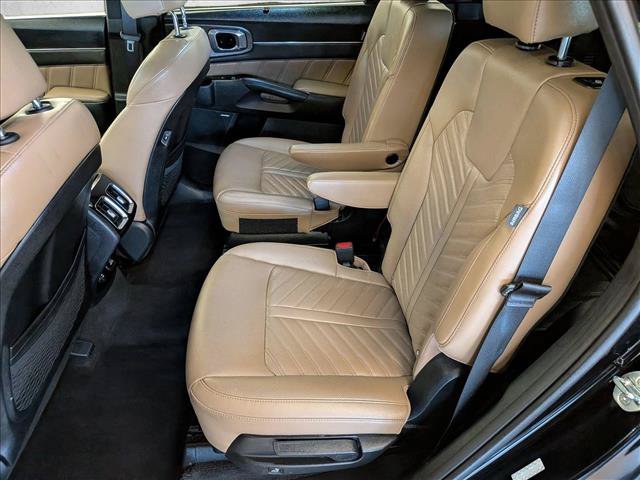 Used 2024 Kia Sorento SX Prestige w/ Olive Brown Leather Package AWD/4WD image 22
