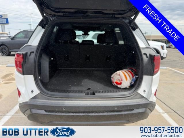 Used 2025 GMC Terrain Elevation w/ Elevation Premium Package AWD/4WD image 4