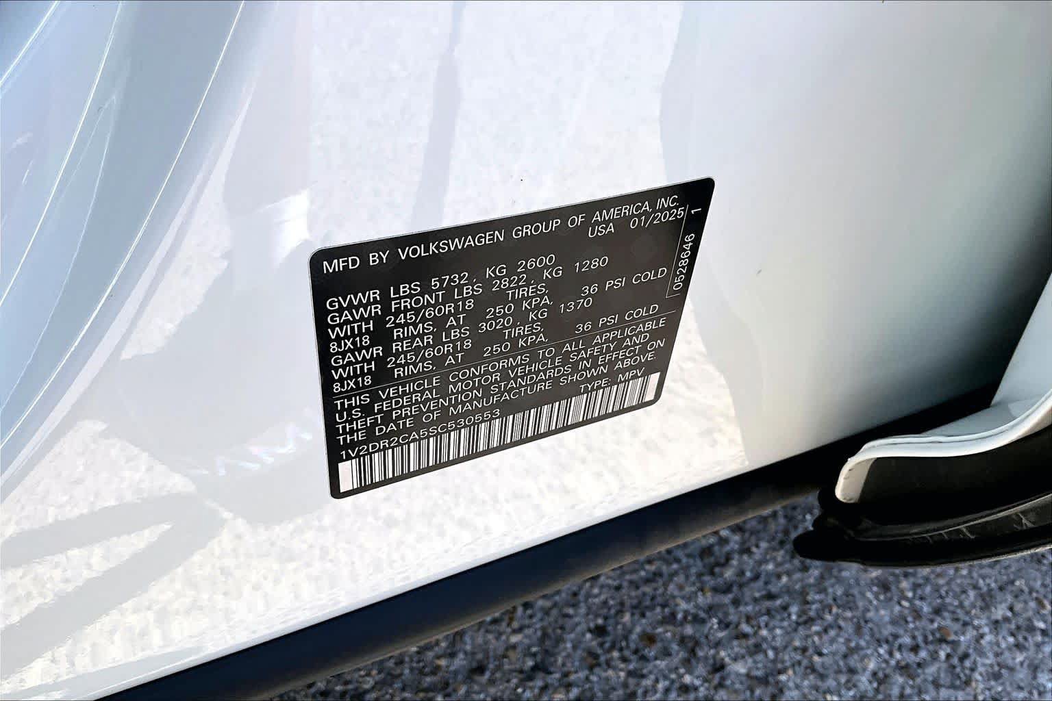 Used 2025 Volkswagen Atlas SE FWD image 34