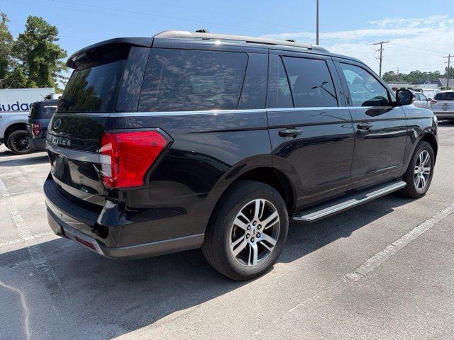 Certified 2022 Ford Expedition XLT AWD/4WD image 3