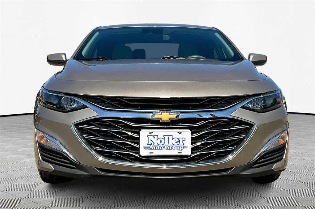 Used 2022 Chevrolet Malibu LS w/ Driver Confidence Package II image 3
