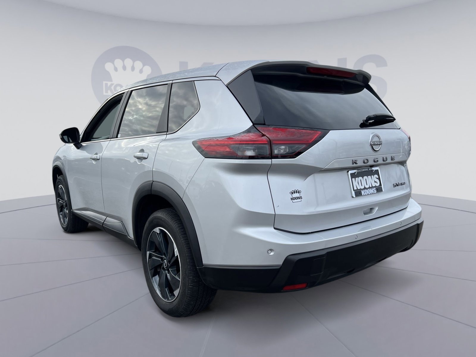 Used 2024 Nissan Rogue SV image 5