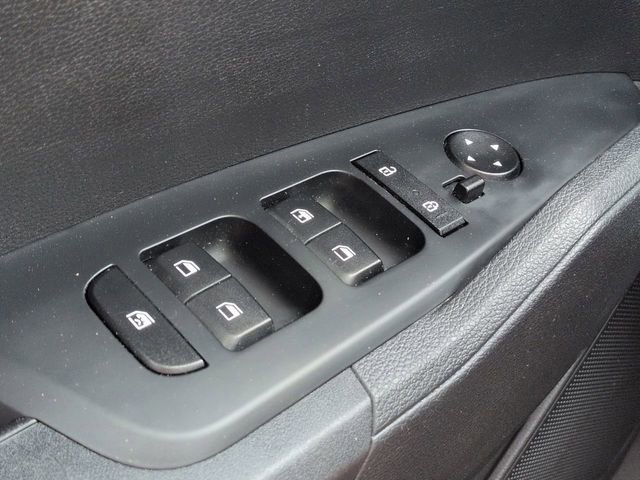 Used 2025 Kia Sportage LX FWD image 28