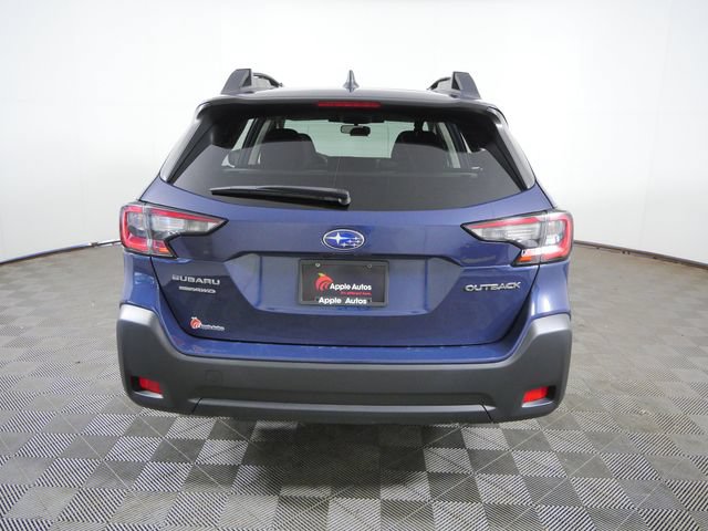 Used 2024 Subaru Outback Premium AWD/4WD image 8
