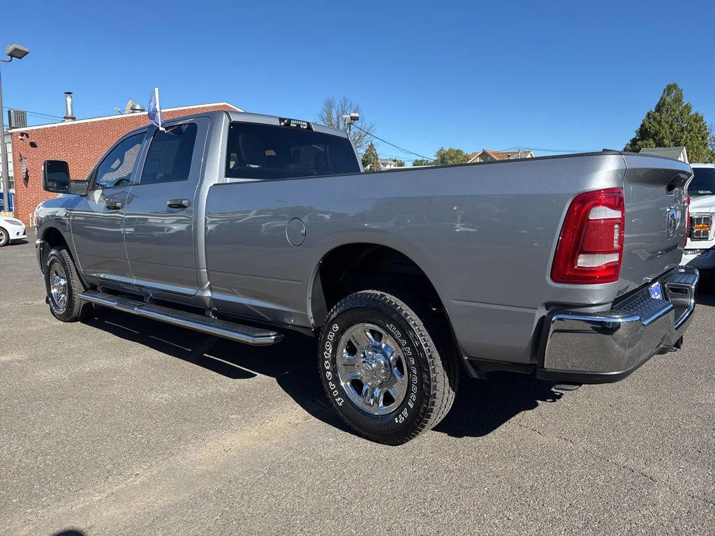 Used 2024 RAM 2500 Tradesman w/ Chrome Appearance Group image 5