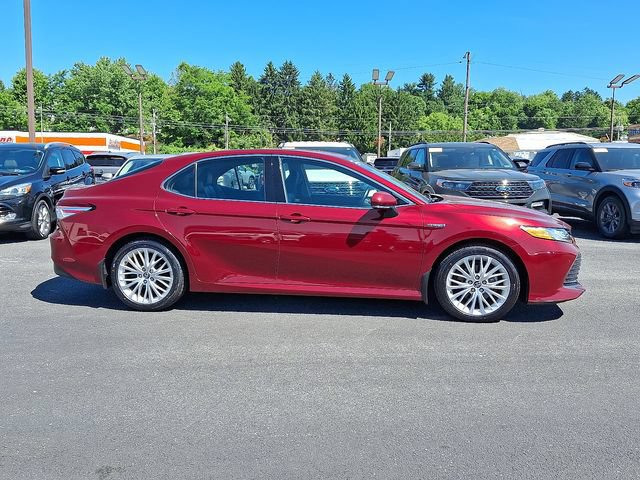 Used 2018 Toyota Camry XLE FWD image 7