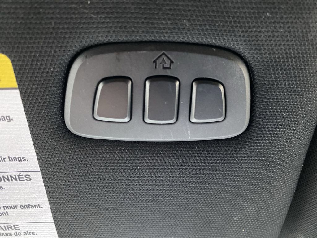 Certified 2025 Ford Explorer ST-Line w/ Premium Package image 35