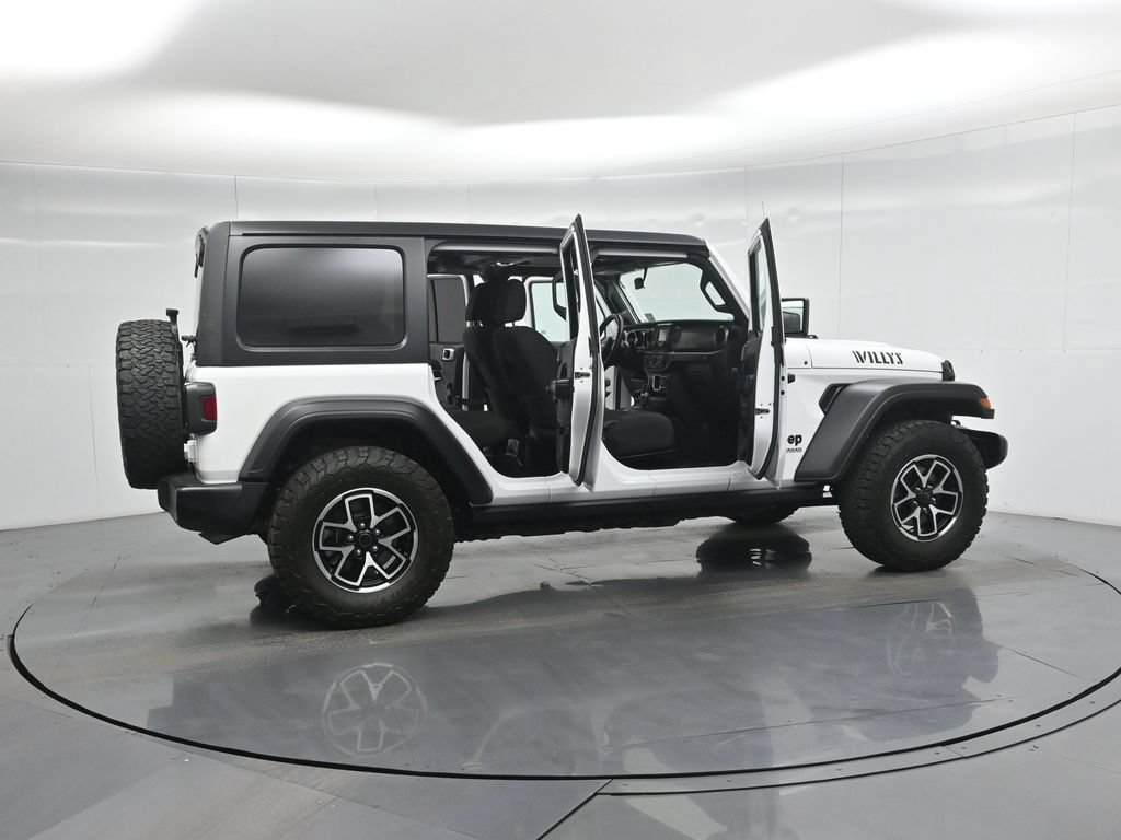 Used 2021 Jeep Wrangler Unlimited Sport AWD/4WD image 5