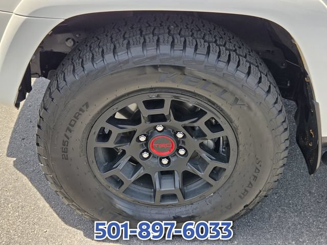 Used 2024 Toyota 4Runner SR5 Premium w/ Moonroof Package AWD/4WD image 18