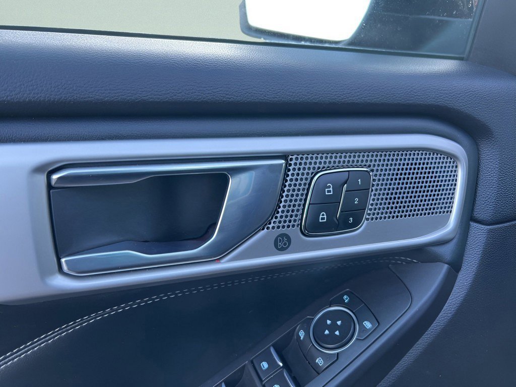 Certified 2020 Ford Explorer Limited w/ Class III Trailer Tow Package image 20