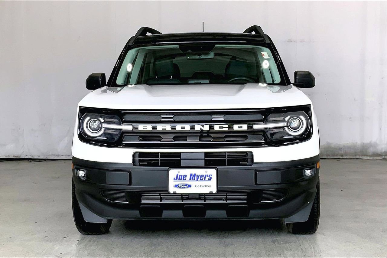 Certified 2023 Ford Bronco Sport Outer Banks w/ Tech Package AWD/4WD image 2