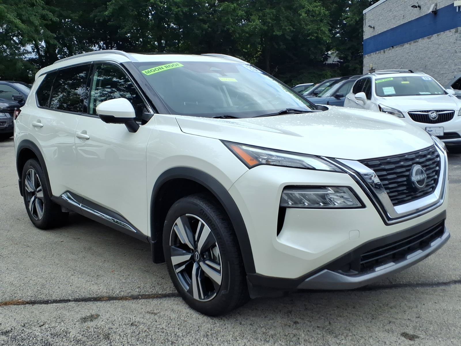 Used 2023 Nissan Rogue SL AWD/4WD image 1