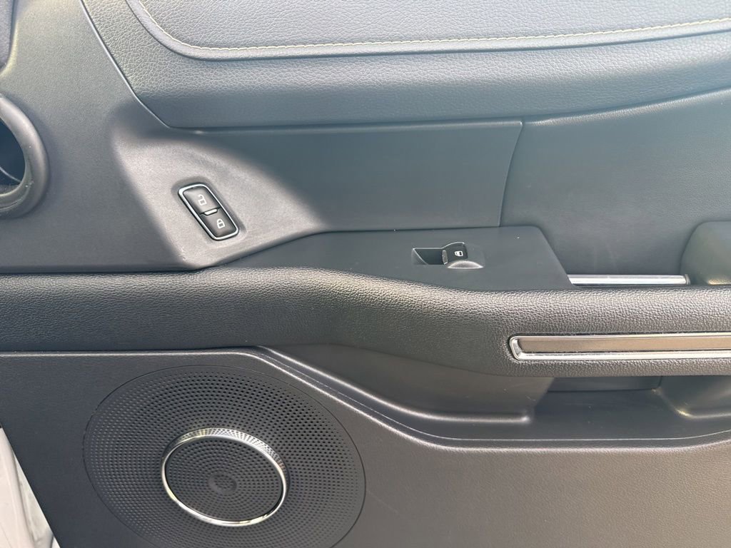 Certified 2023 Ford Expedition XLT image 33