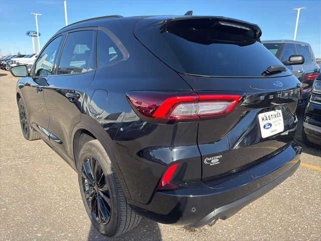 Certified 2023 Ford Escape ST-Line Elite w/ Premium Technology Package image 4
