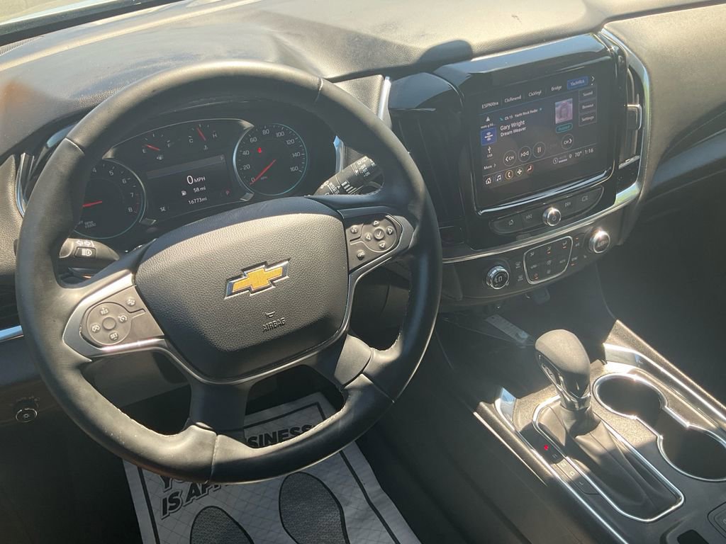 Used 2023 Chevrolet Traverse LT image 25