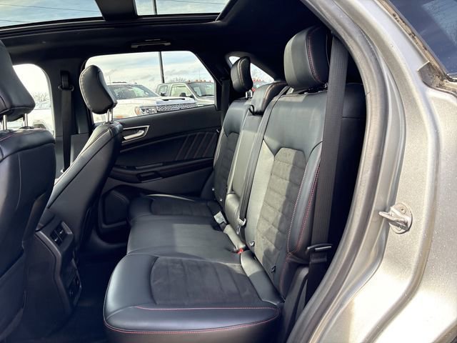 Certified 2023 Ford Edge ST-Line image 44