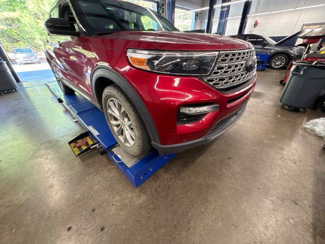 Certified 2021 Ford Explorer Limited w/ Equipment Group 301A AWD/4WD image 24
