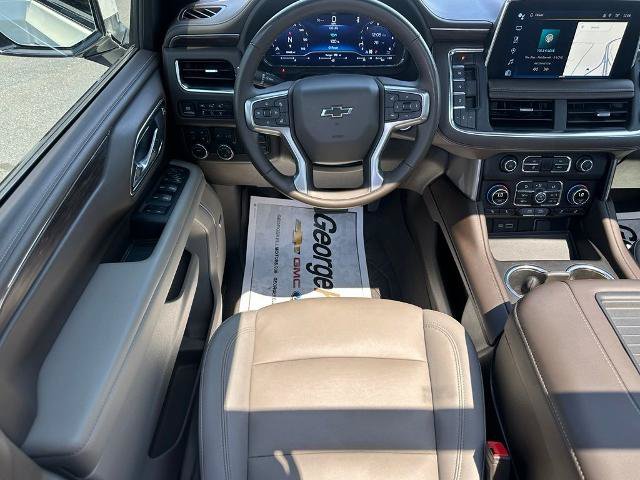 Used 2024 Chevrolet Tahoe Z71 w/ Luxury Package AWD/4WD image 6
