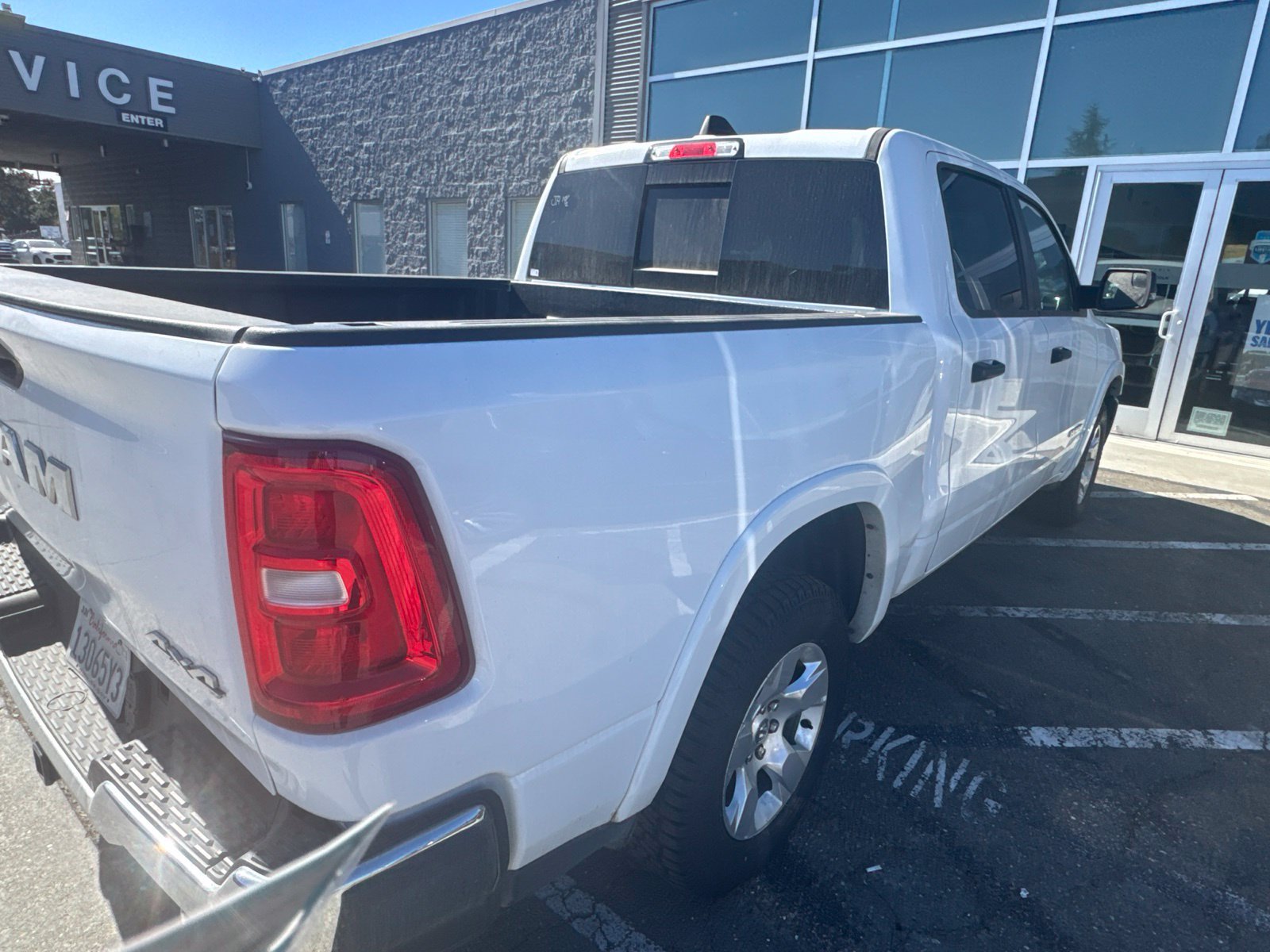 Used 2025 RAM 1500 Big Horn AWD/4WD image 13