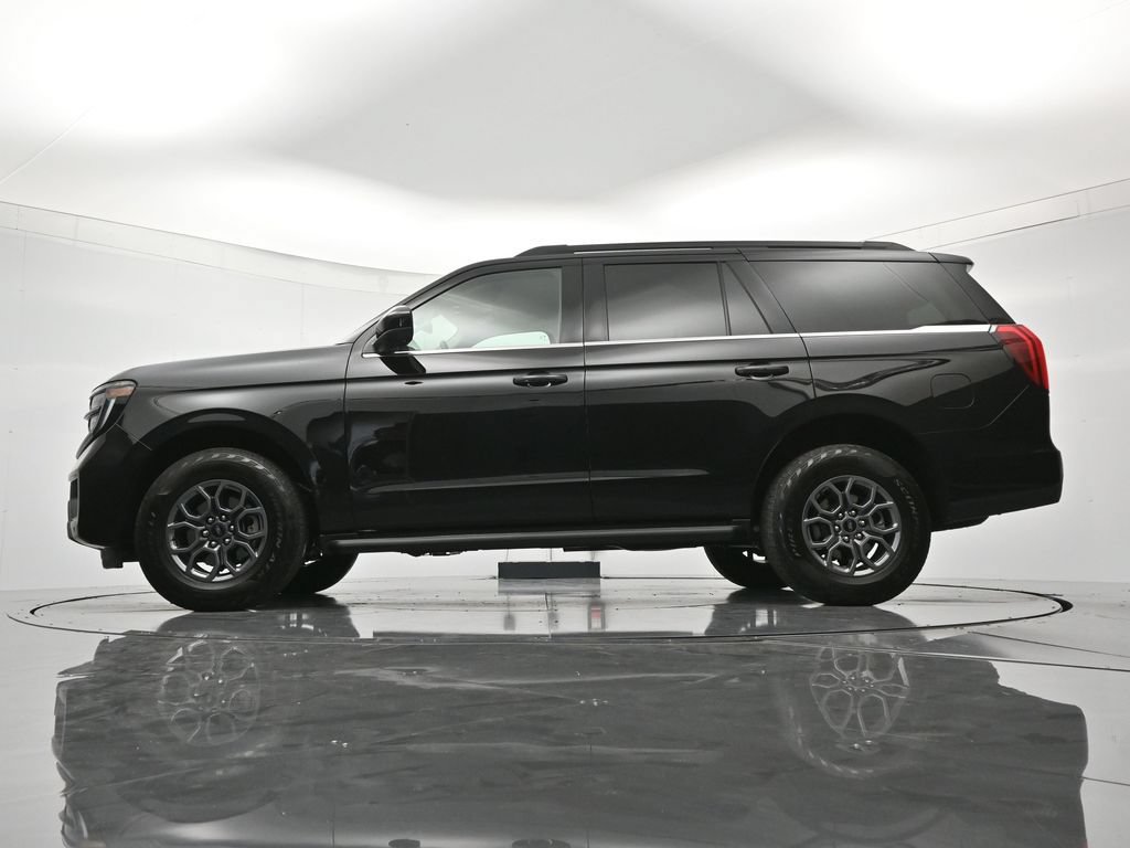Certified 2025 Ford Expedition Active AWD/4WD image 44
