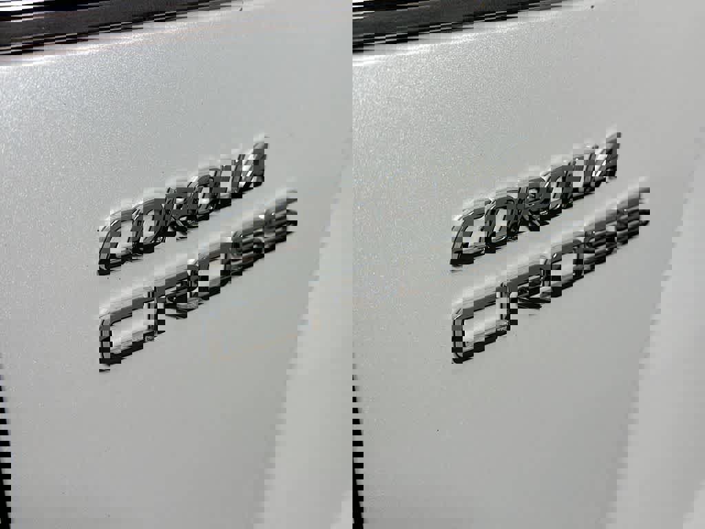 Used 2022 Toyota Corolla Cross LE image 10