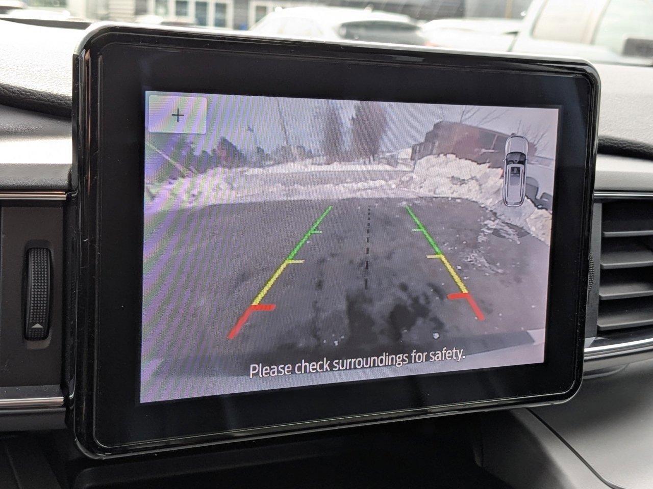 Certified 2022 Ford Explorer XLT w/ Equipment Group 202A image 27