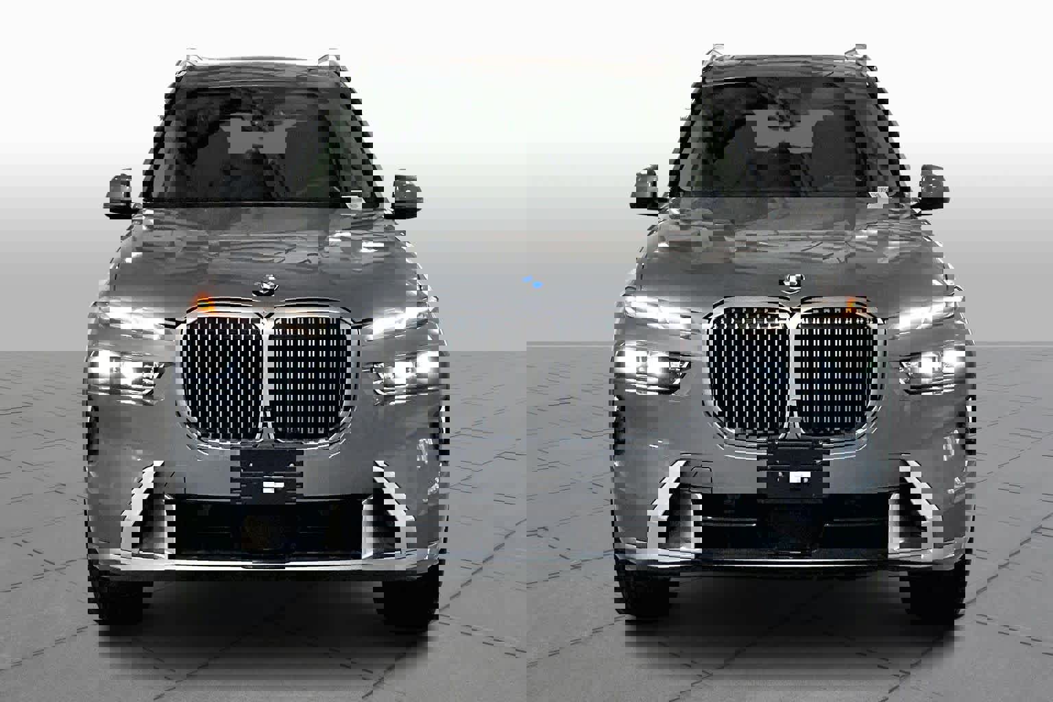 Used 2026 BMW X7 xDrive40i image 6