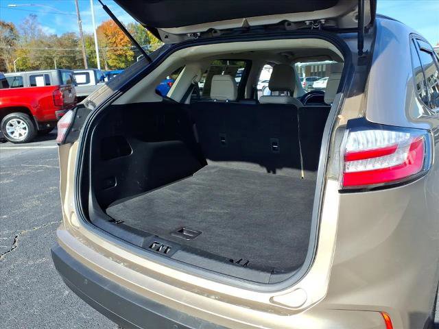 Certified 2021 Ford Edge SE image 26
