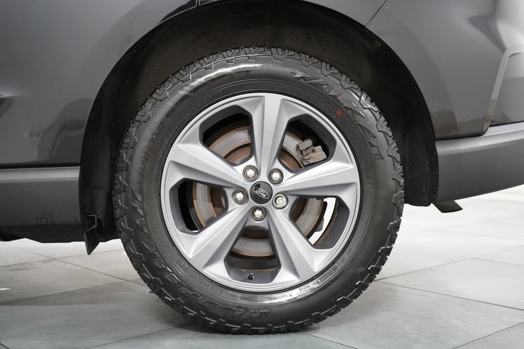 Certified 2023 Ford Edge SEL w/ Sport Appearance Package AWD/4WD image 34